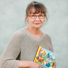 Тютюнникова Лариса