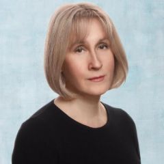 Степанова Валентина